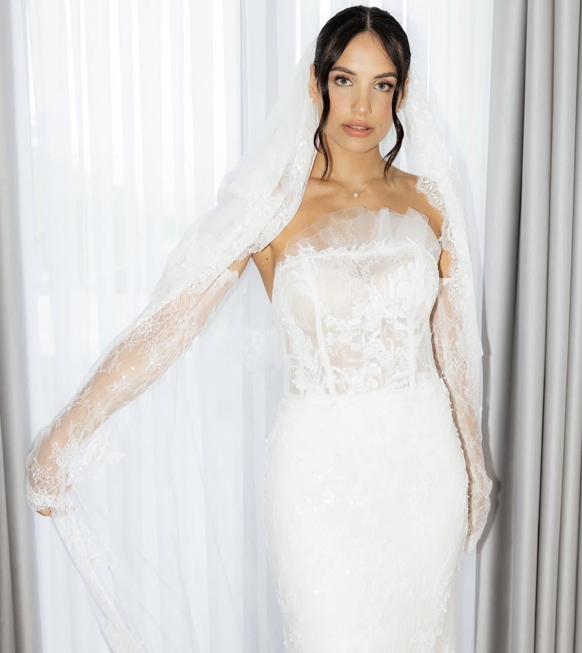 Bridal makeup s velom i čipkom